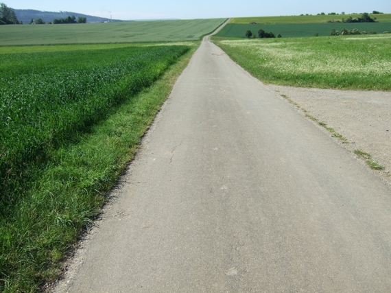 Sanfte Erhebungen und liebliche Senken