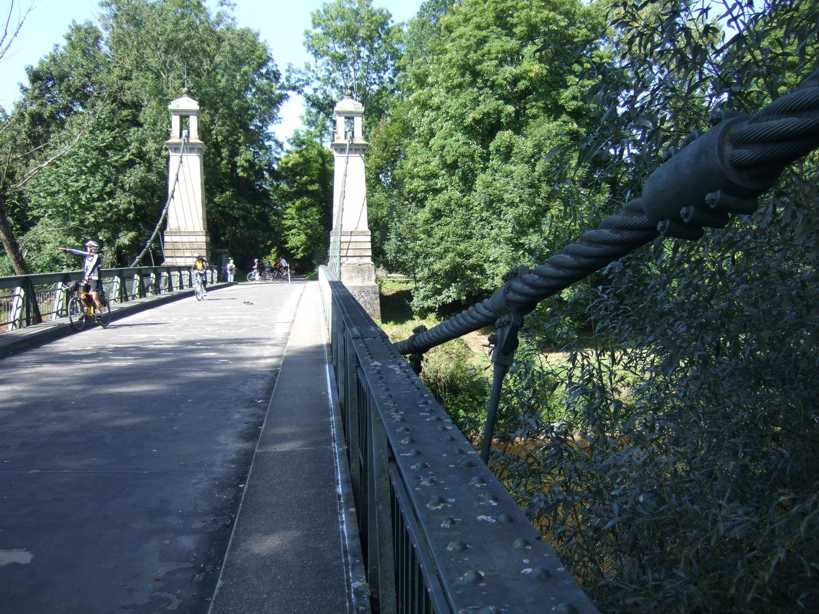 Kettenbrcke bei Gohren