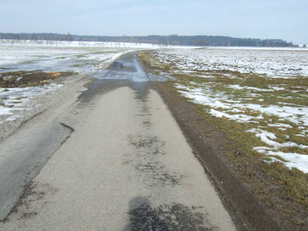 Radweg nach Rottweil (teils noch vereist)