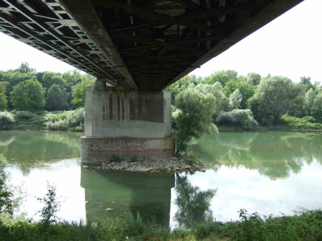 Rheinbrcke bei Neuenburg