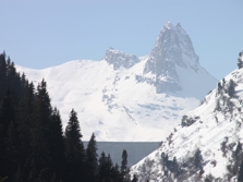 erster Blick auf die Staumauer