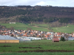 Abstieg mit Blick auf Spaichingen