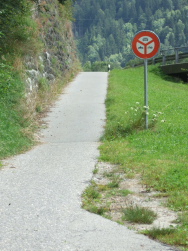 Radwege auf unterschiedlichen Untergrnden