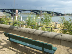 zurck am Rhein mit Strand